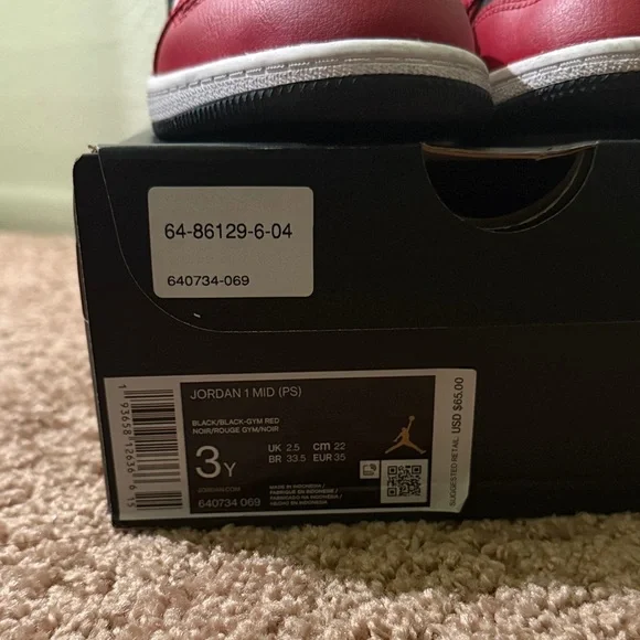 Jordan 1 Mid Chicago Toe